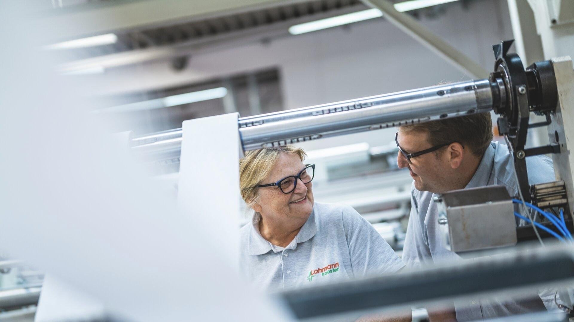 Hygiene-Employees-Machine-Chat